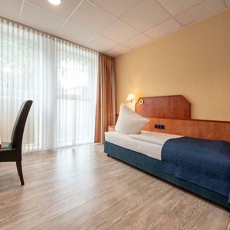 Отель Boardinghouse Burgpark Хюрт Экстерьер фото