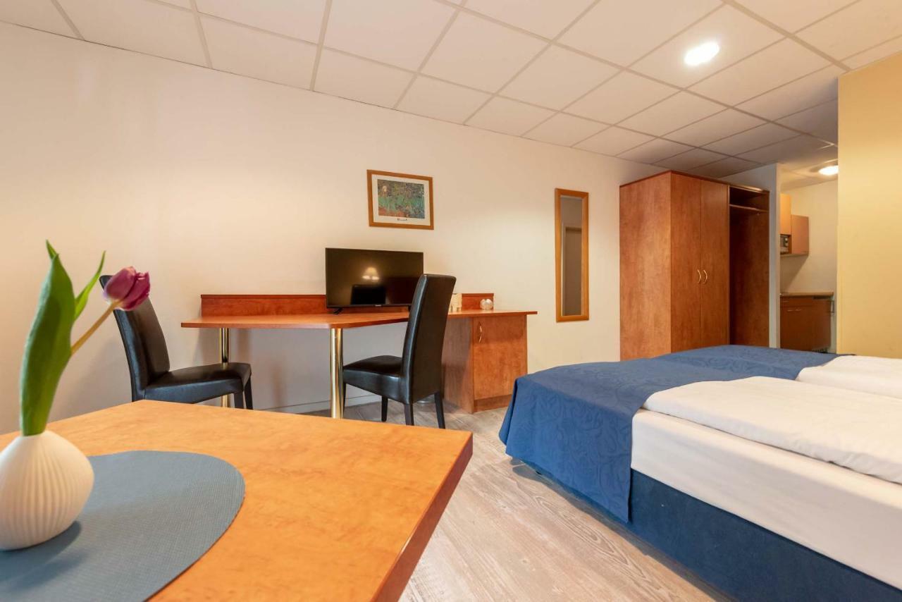 Отель Boardinghouse Burgpark Хюрт Экстерьер фото